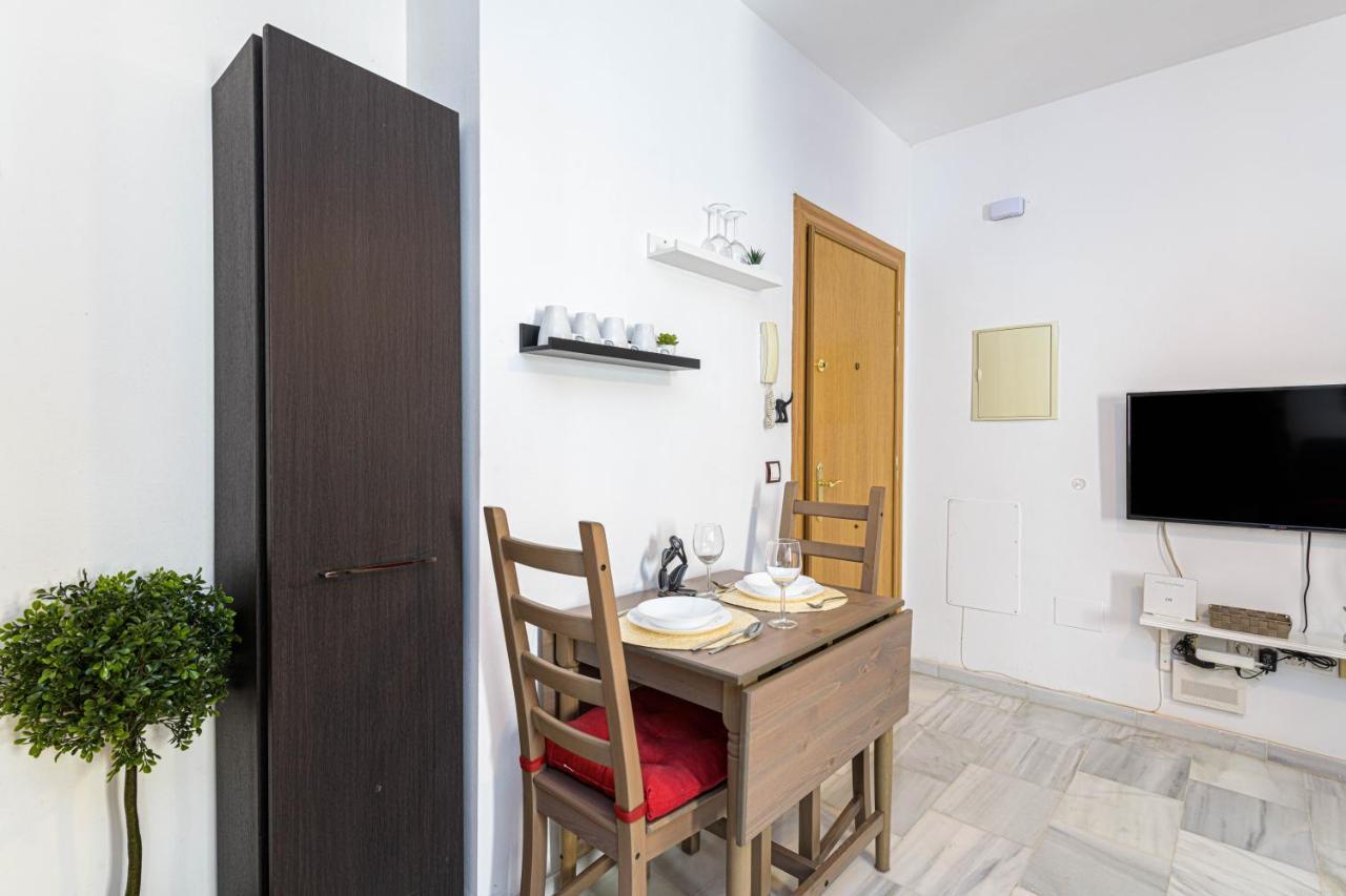 WintowinRentals Coqueto apartamento en el Centro de Málaga Exterior foto